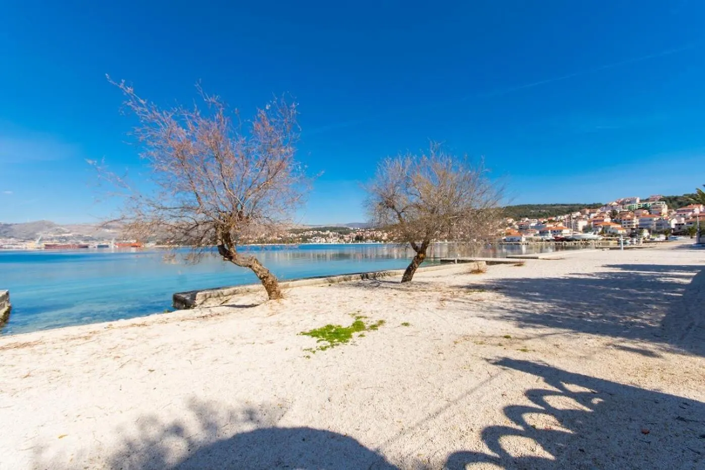 Apartments Duga - Beachfront & Seaview Trogir Croatia