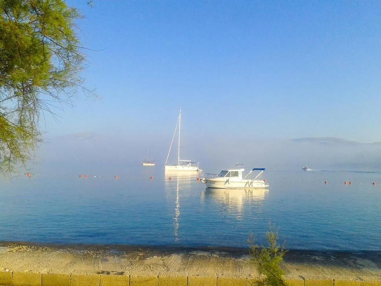 Apartments Duga - Beachfront & Seaview Trogir