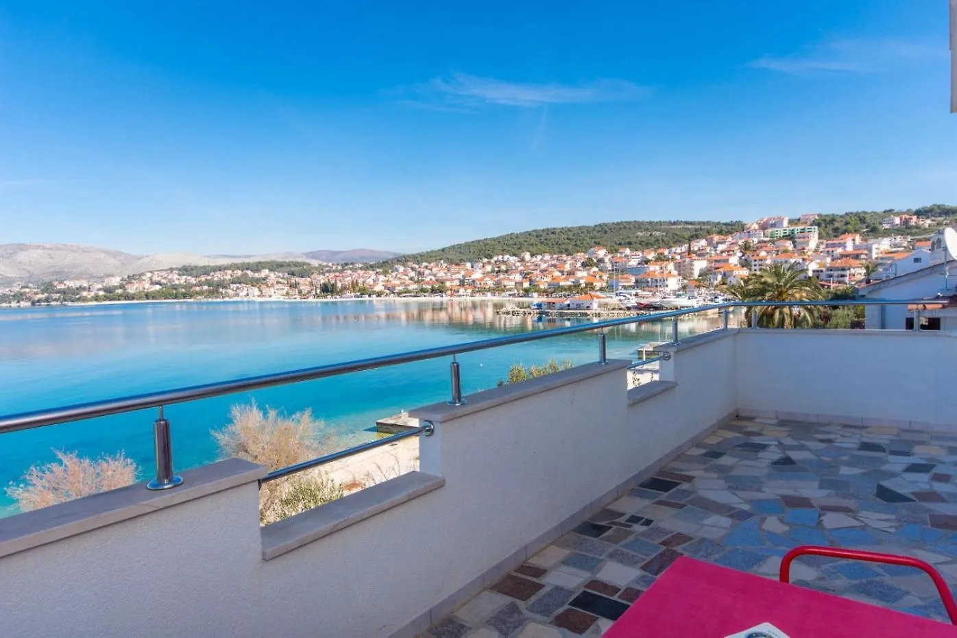 Apartments Duga - Beachfront & Seaview Trogir