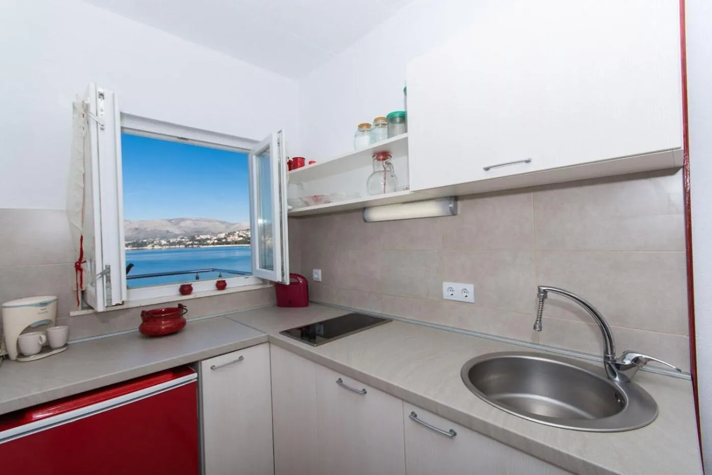 Apartments Duga - Beachfront & Seaview Trogir