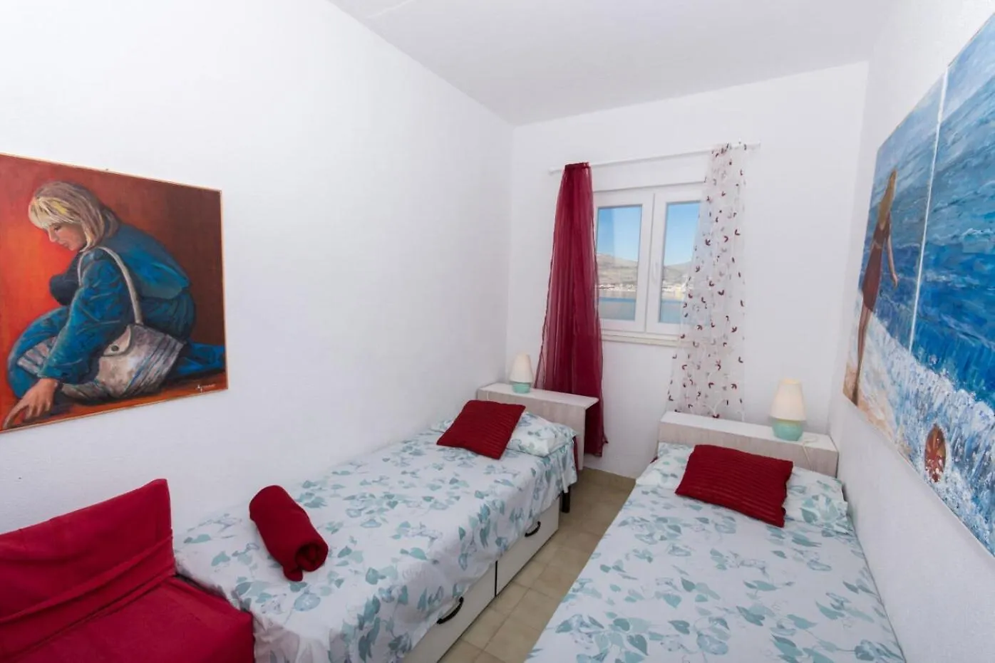 Apartments Duga - Beachfront & Seaview Trogir