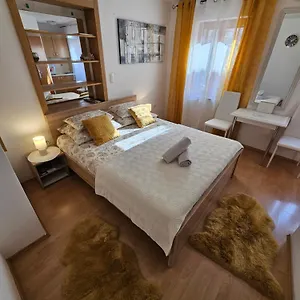 3* Gostinjska kuća Studios Magnolia